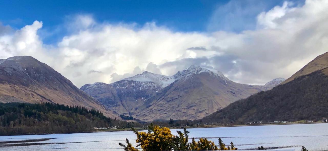 Hunters Lodge Apartments Ballachulish Exterior photo