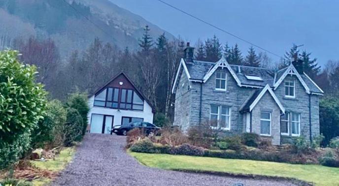 Hunters Lodge Apartments Ballachulish Exterior photo