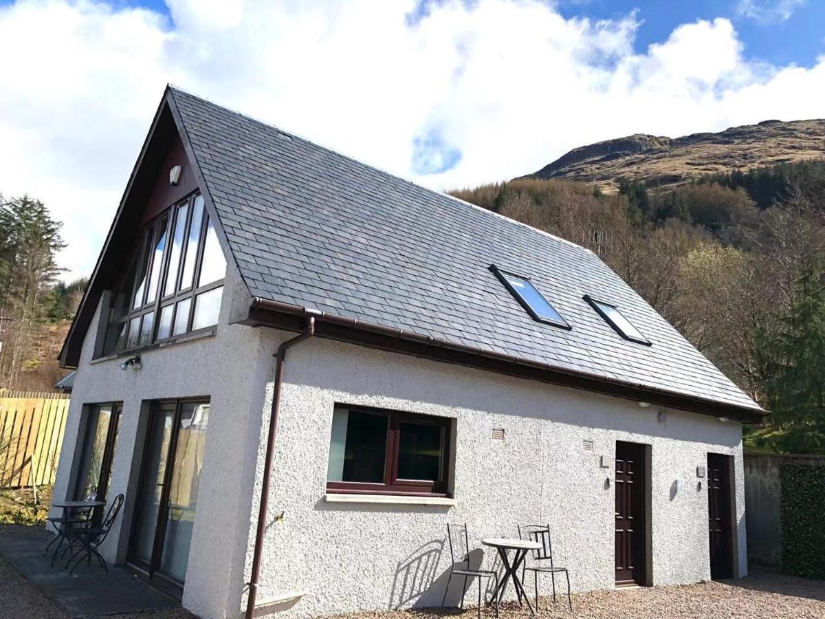 Hunters Lodge Apartments Ballachulish Exterior photo